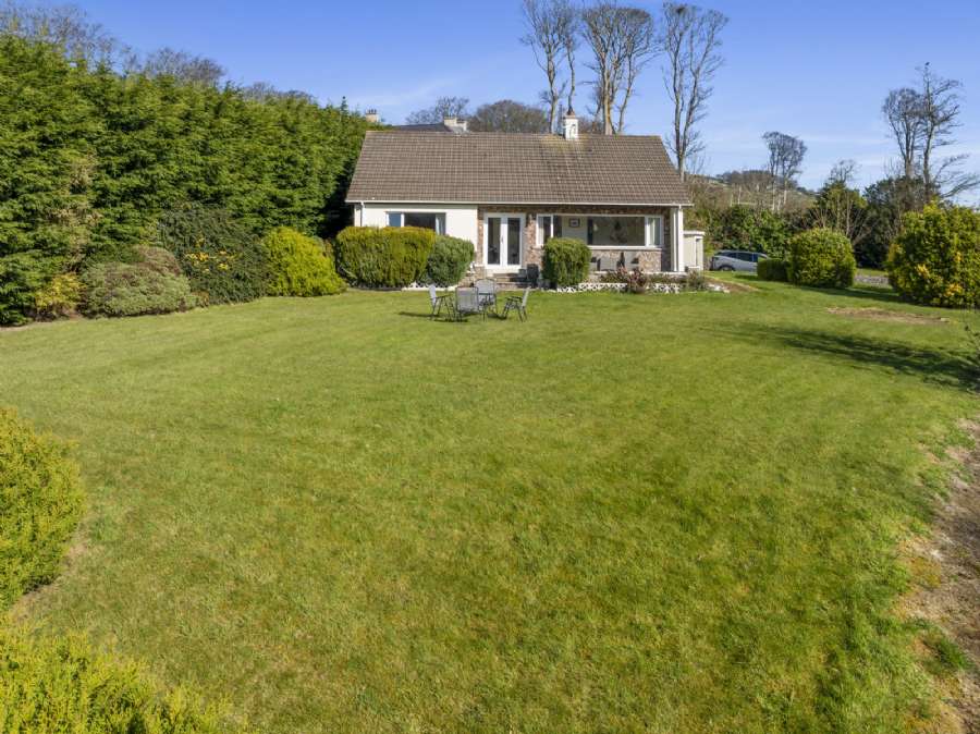 Brae Cottage, 54 Layde Road