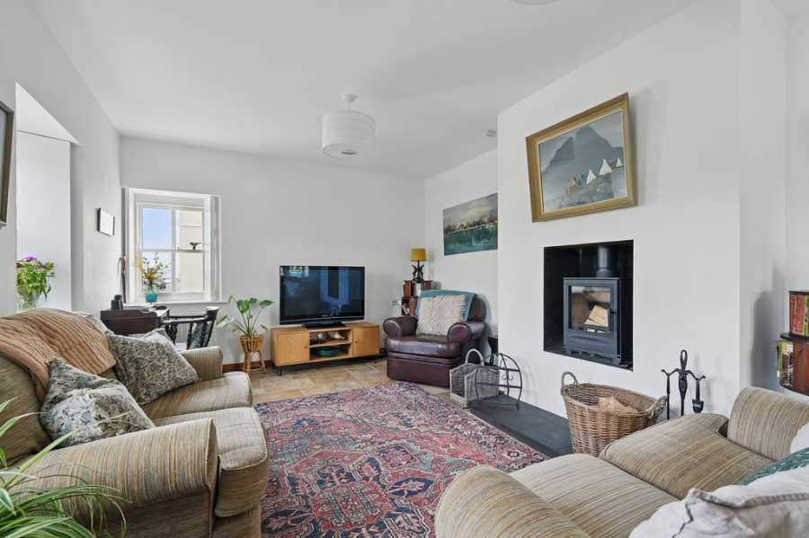 Sheelaghs Cottage, 6-8 Strand View Park