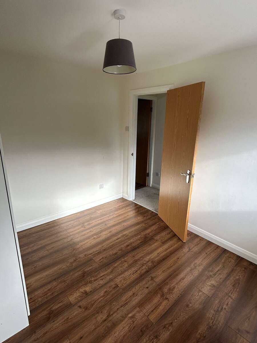 12 Moyle View