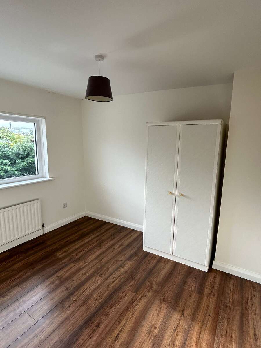 12 Moyle View