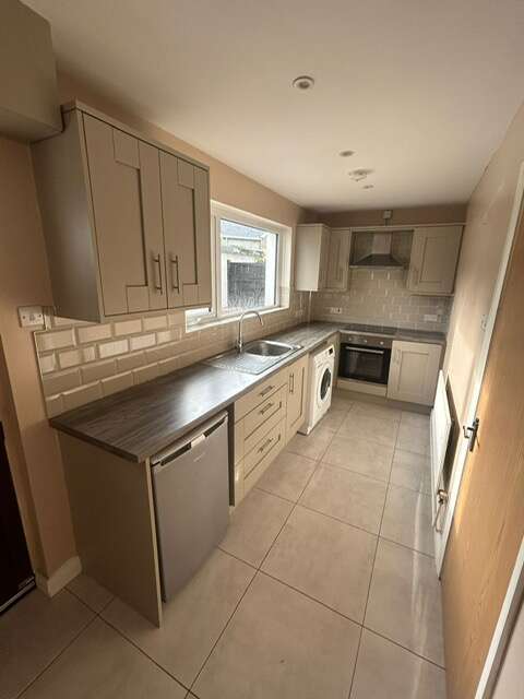 12 Moyle View