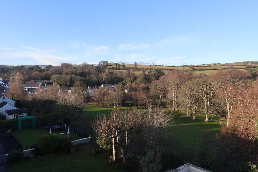 Apartment 10 Fairways, 16-18 Coast Road