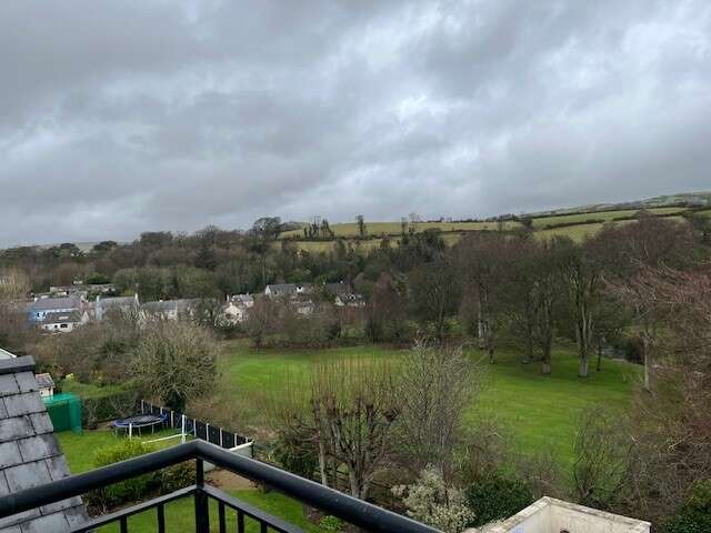 Apartment 10 Fairways, 16-18 Coast Road