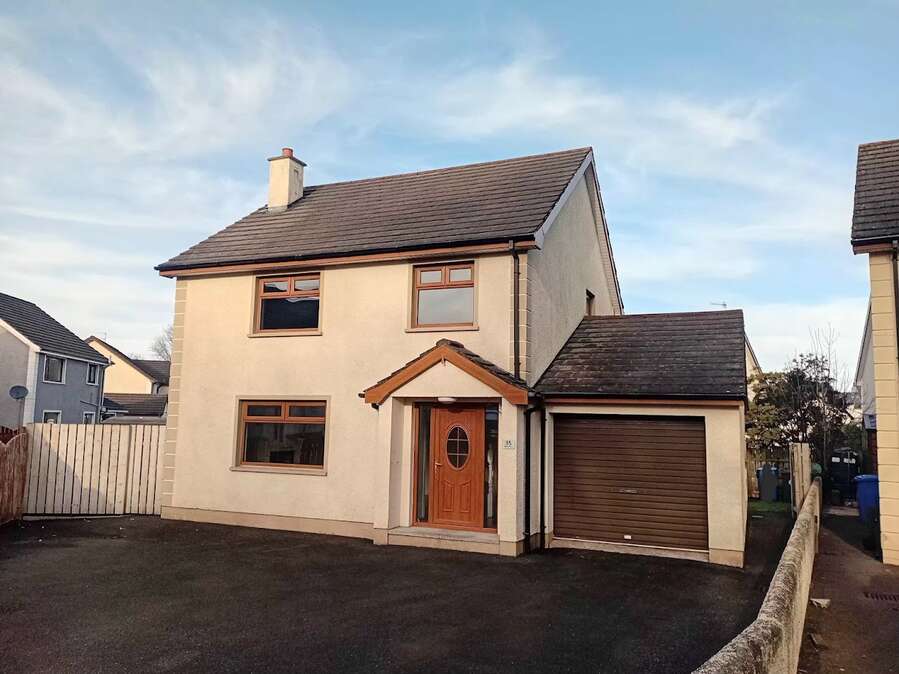 35 Bellisk Drive, Cushendall, Ballymena, BT44 0AX