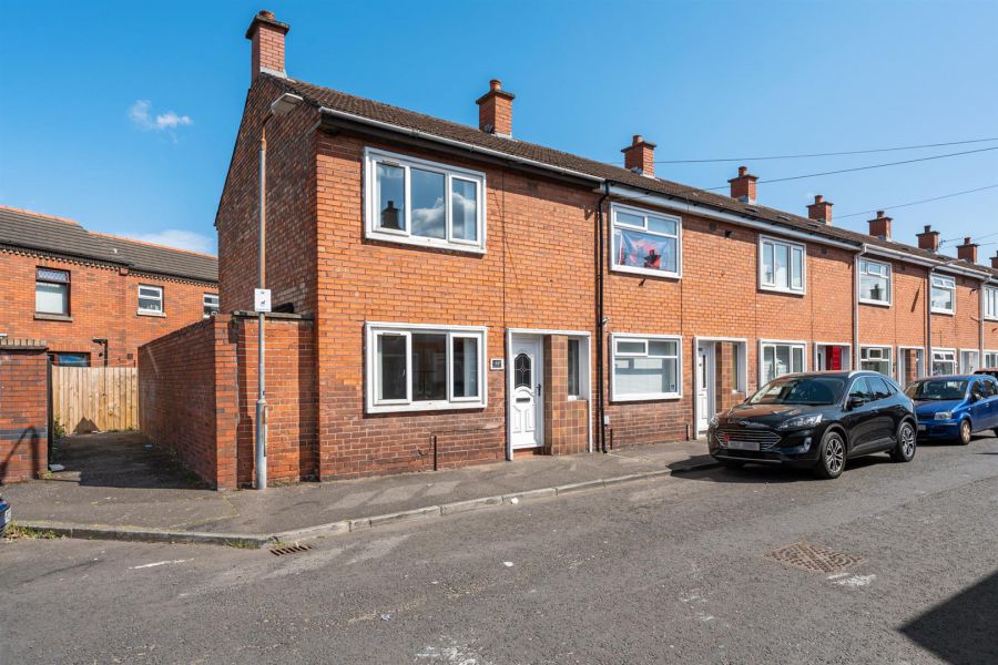 32 Hornby Street,belfast, BT5 4JJ