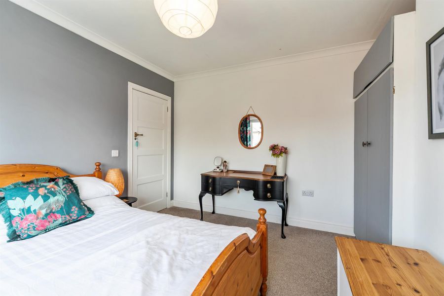 6 Orby Gardens