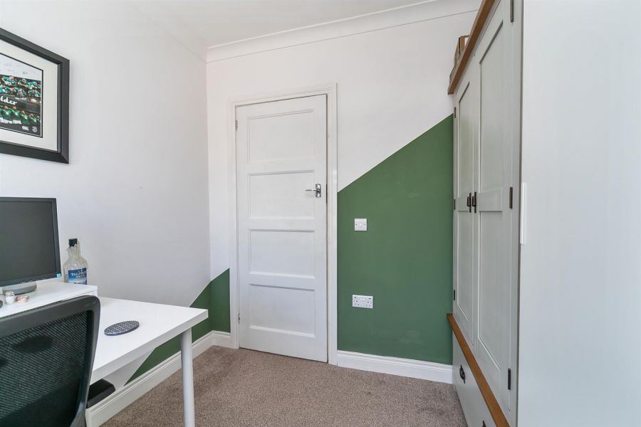 6 Orby Gardens