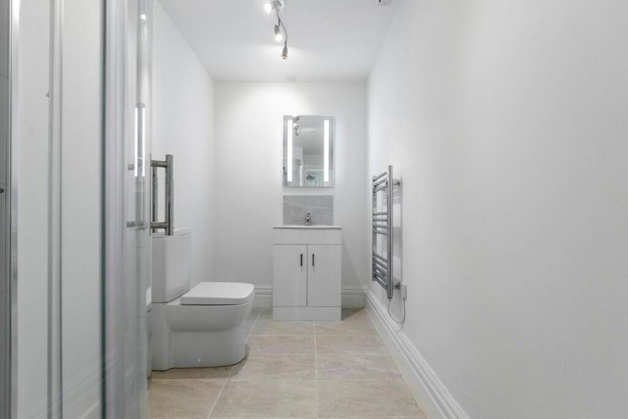 3, 41 Adelaide Park