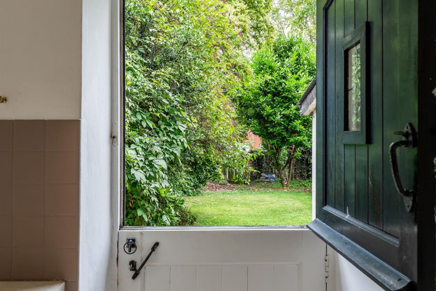 12 Balfour Street 12 Balfour Street