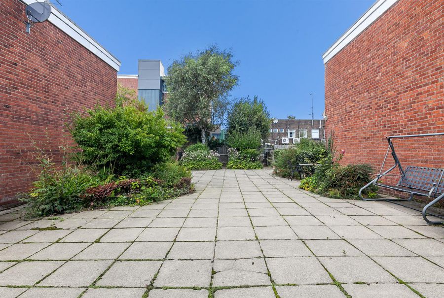 B5 Bryanscourt, Osborne Park B5 Bryanscourt, Osborne Park