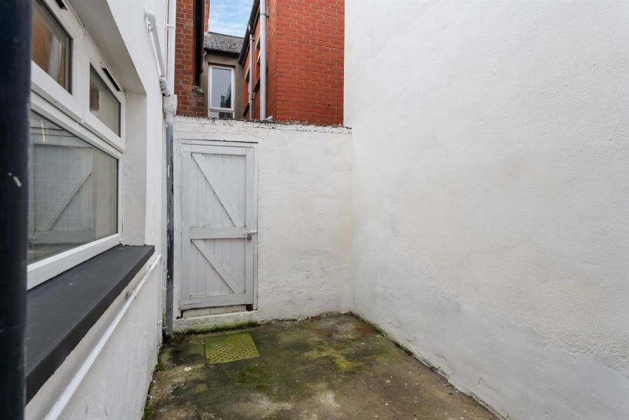 21 Beechwood Street