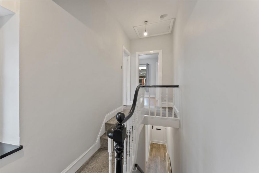 21 Beechwood Street