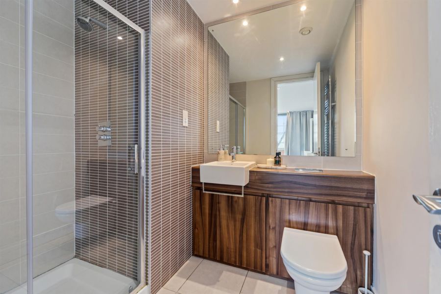 5-49 The Arc, 2E Queen's Road