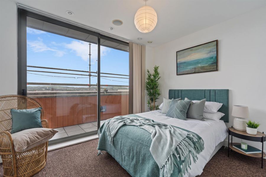 5-49 The Arc, 2E Queen's Road
