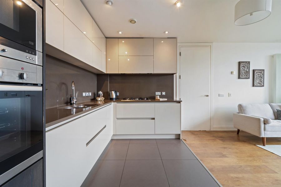 5-49 The Arc, 2E Queen's Road