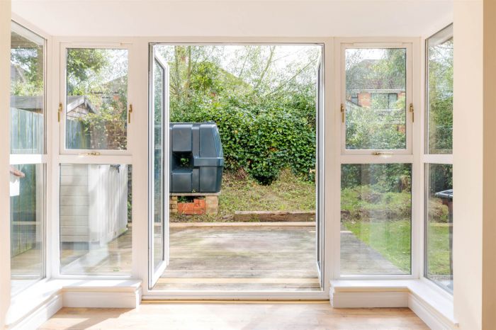 15 Castleview Cottage Gardens