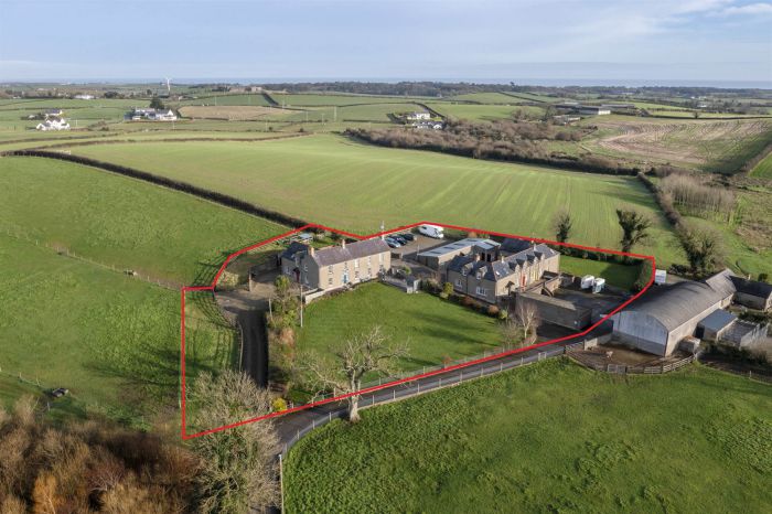 Barnwell Farm Cottages, 8 Ballybryan Road