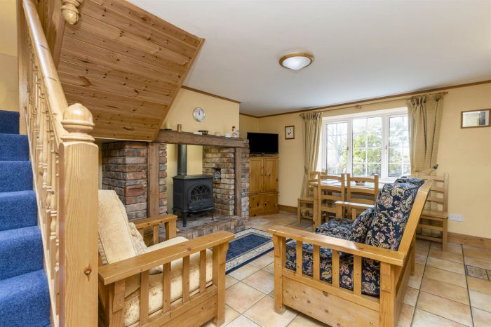 Barnwell Farm Cottages, 8 Ballybryan Road