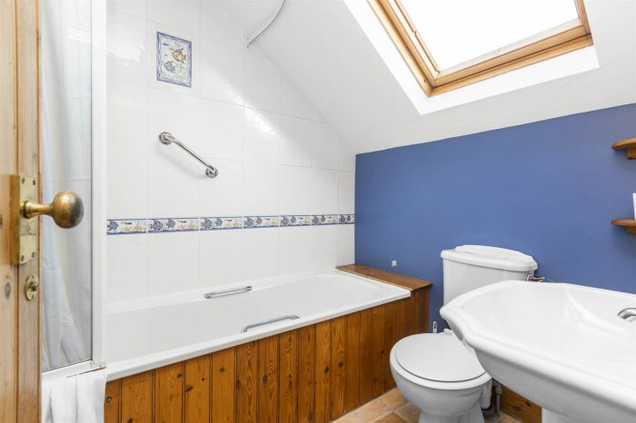 Barnwell Farm Cottages, 8 Ballybryan Road