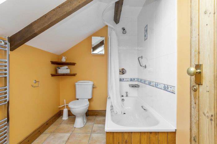 Barnwell Farm Cottages, 8 Ballybryan Road