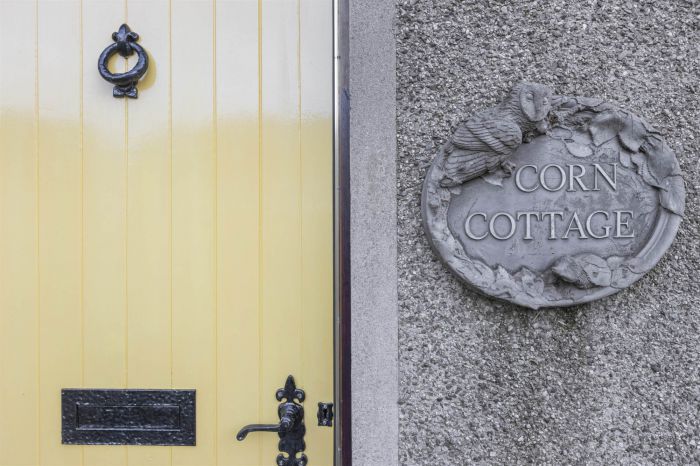 Barnwell Farm Cottages, 8 Ballybryan Road