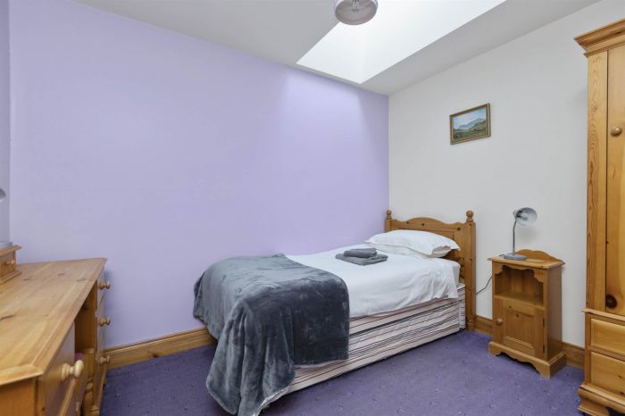 Barnwell Farm Cottages, 8 Ballybryan Road