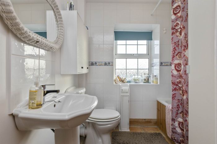 Barnwell Farm Cottages, 8 Ballybryan Road