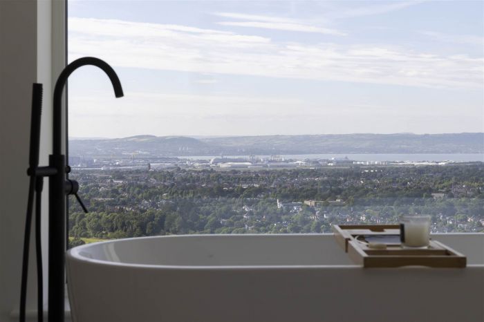 51A Middle Braniel Road