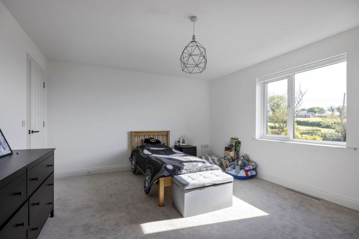 51A Middle Braniel Road