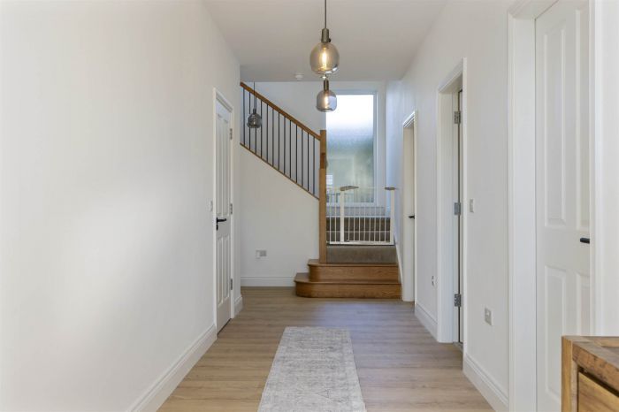 51A Middle Braniel Road