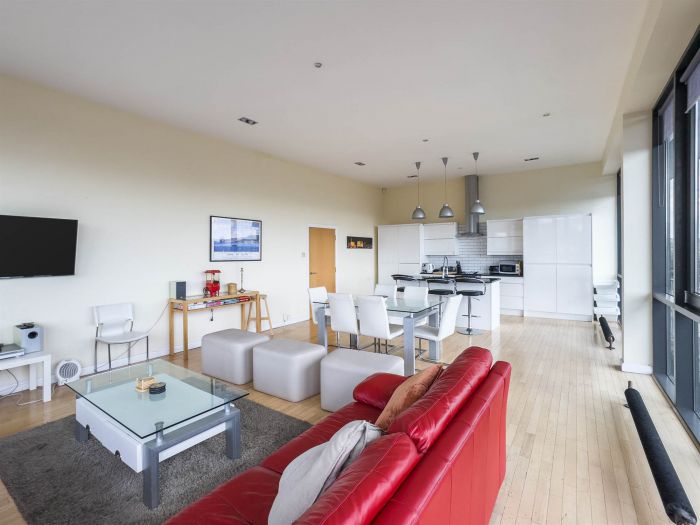 702 The Lucas Building