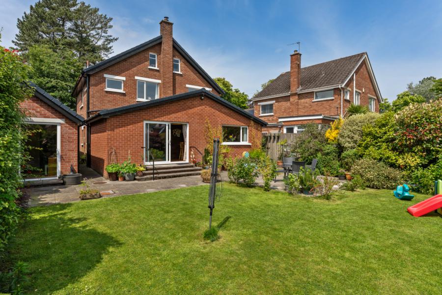 15 Knocktern Gardens