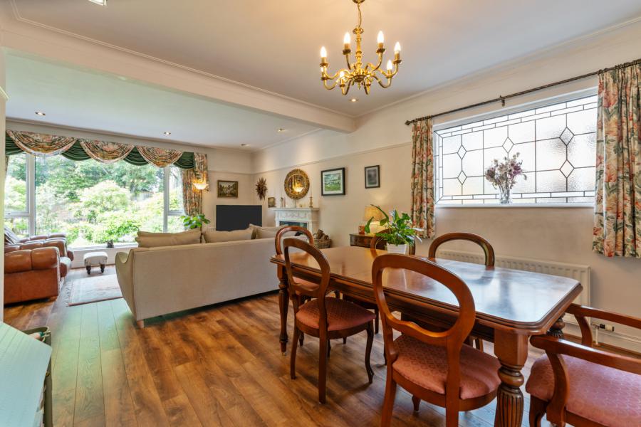 15 Knocktern Gardens