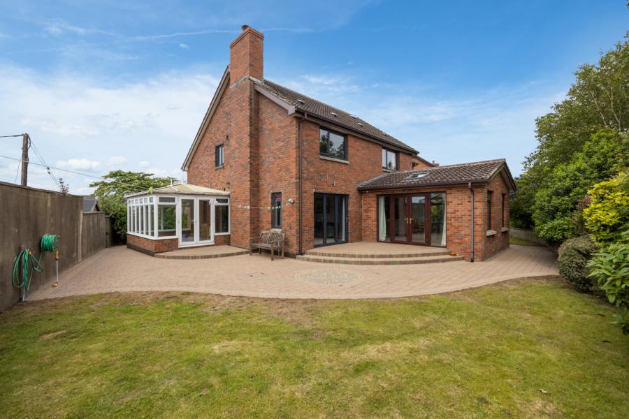 9 Burnview Drive