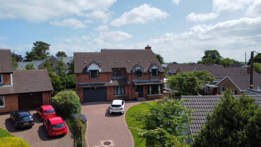 9 Burnview Drive