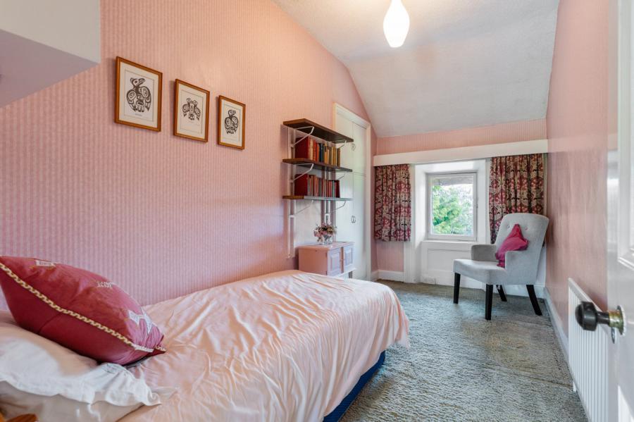 64 Knock Road