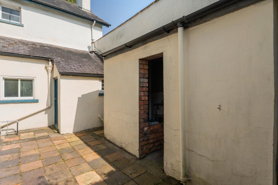 64 Knock Road
