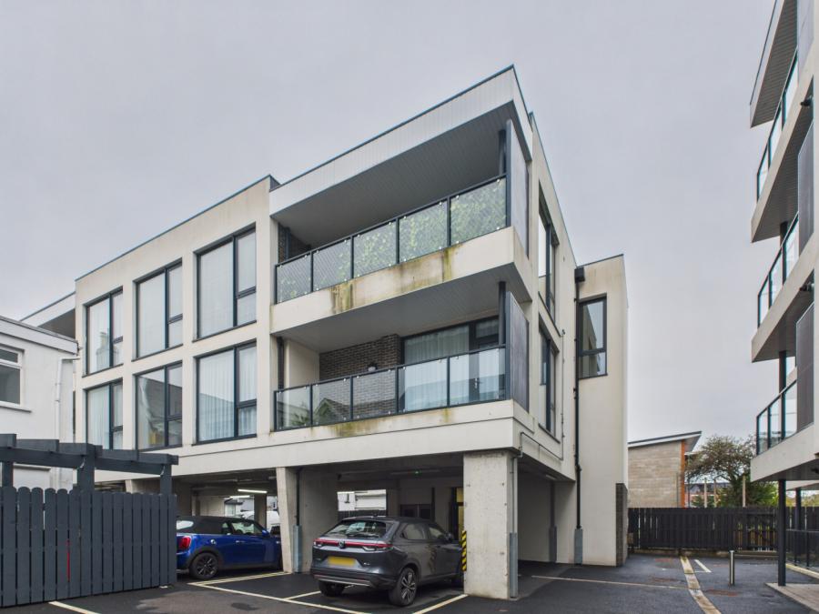 Apartment 5, 124 High Street