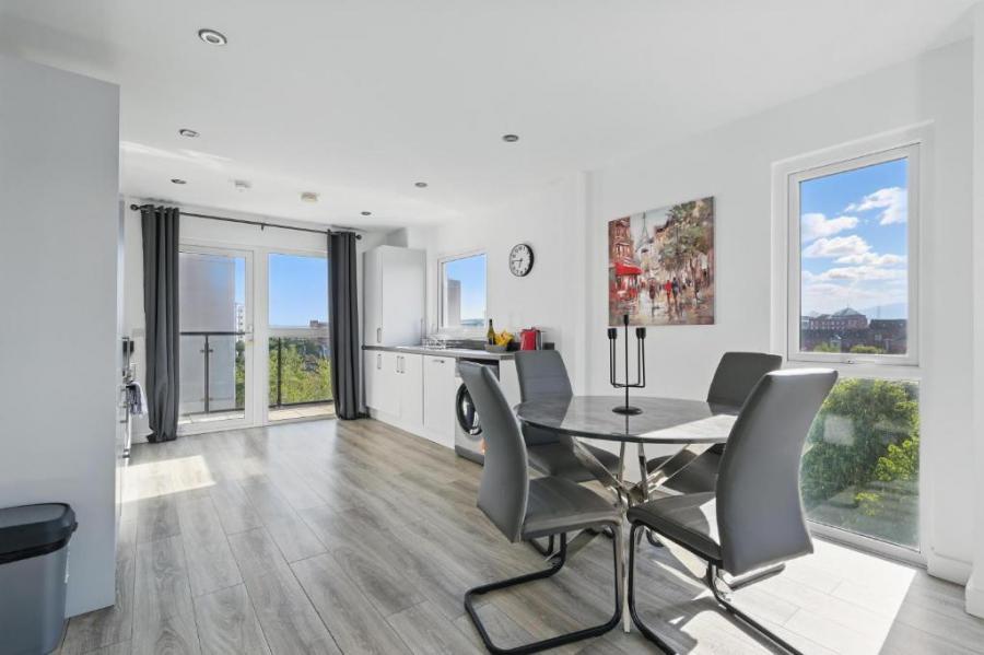 Apartment 8 Sandford Building, 21 Bridge End