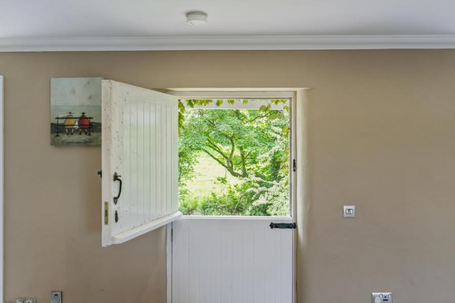 Brook Cottage, 11 Glasswater Road