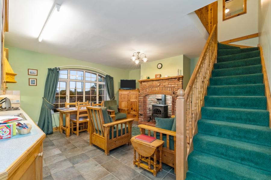 Clover Cottage, 8E Ballybryan Road