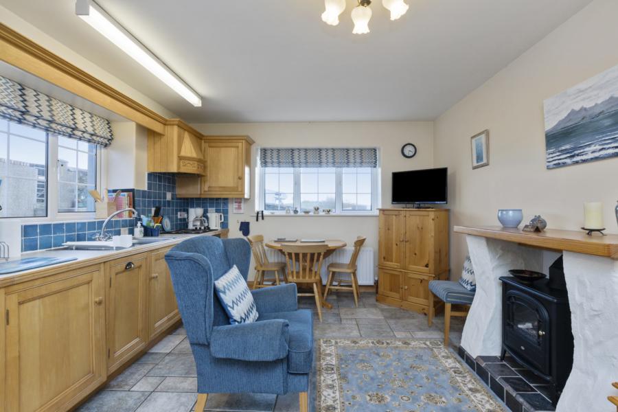 Whin Cottage, 8G Ballybryan Road