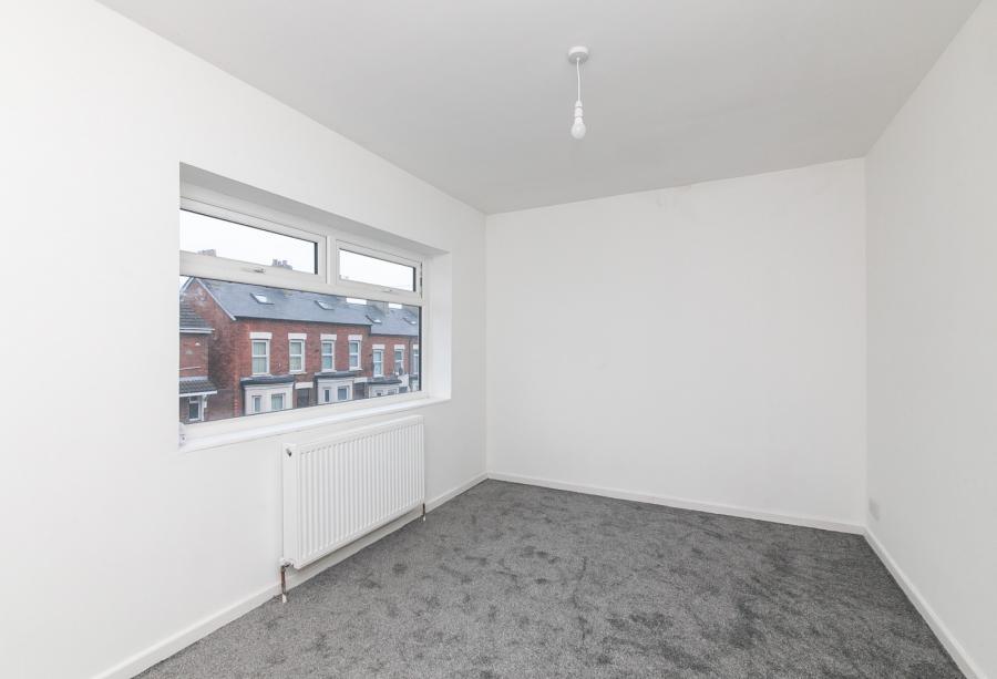 82 Gainsborough Drive