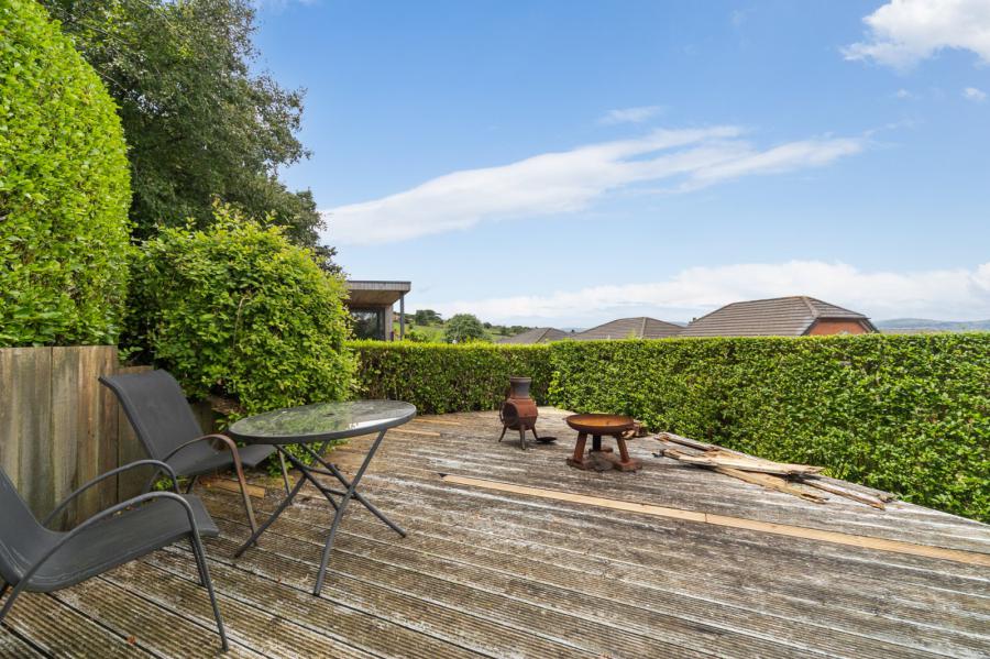 33 Grey Castle Manor