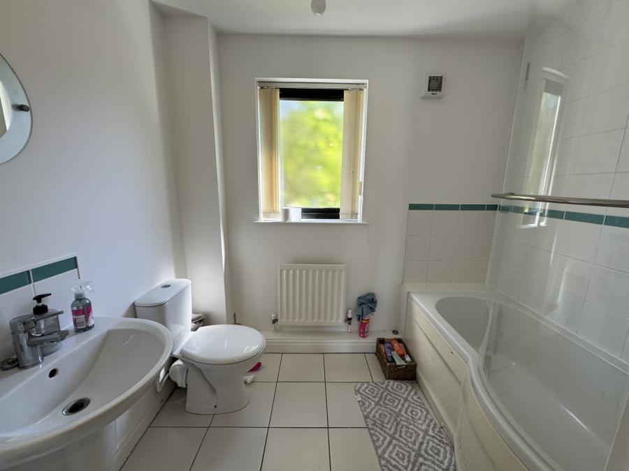 50 Skye Buildings, Drumadoon Square