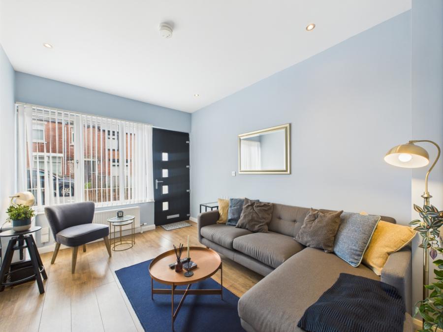 10 Pims Avenue