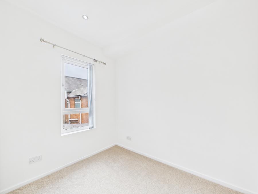 2 Lovatt Street