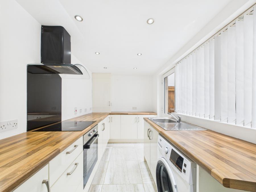 2 Lovatt Street