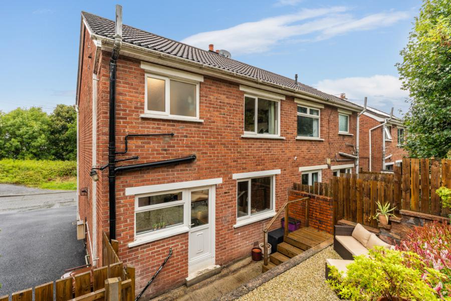 26 Castlemore Park