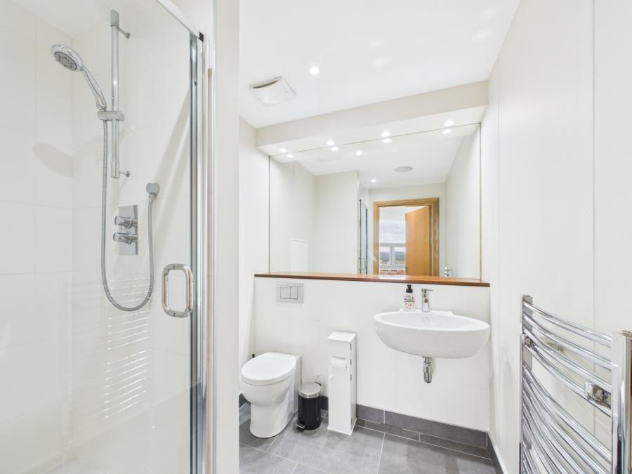 Apartment 12.1 The Boat, 47 Queens Square
